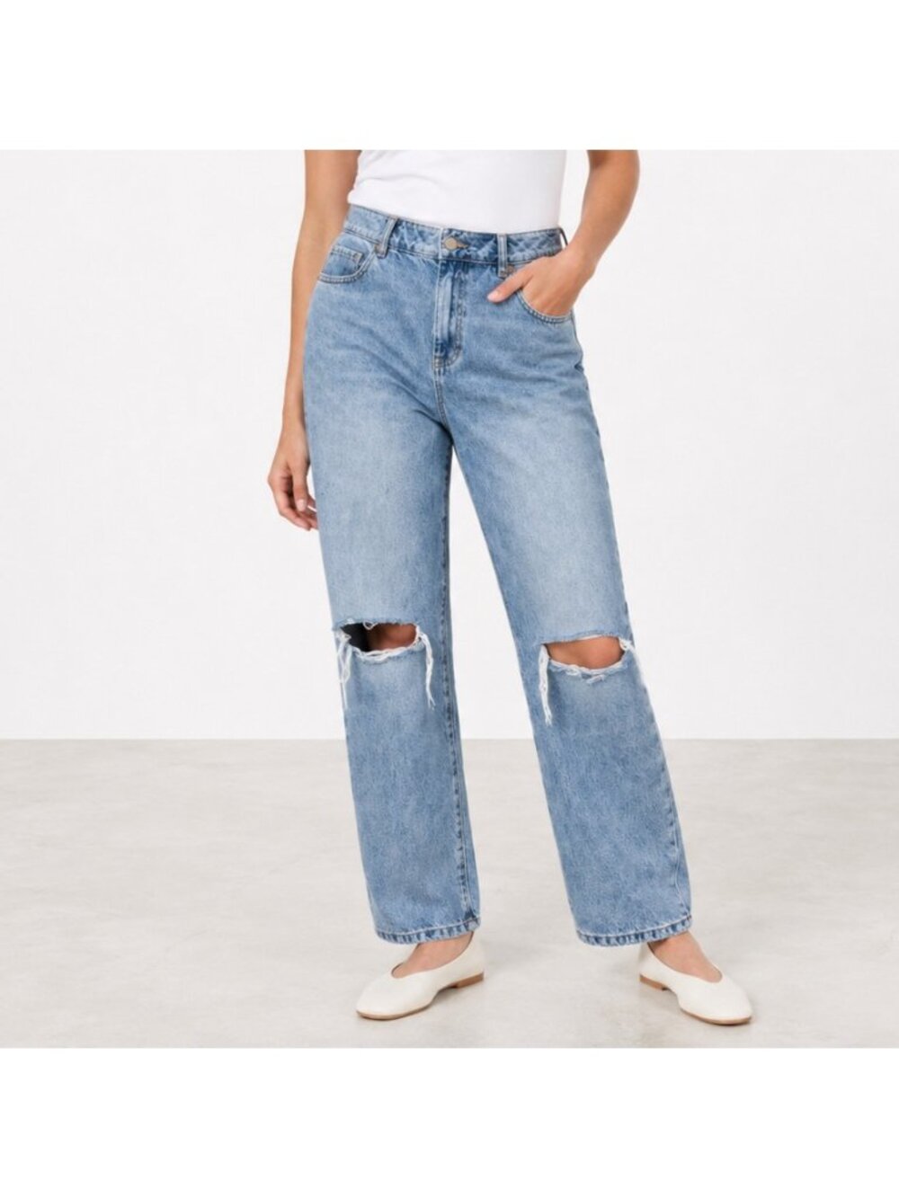 Cabi Jeans Womens 14 Boyfriend Distressed Light Wash Denim 100% Cotton